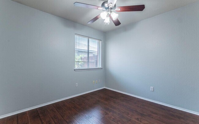 Building Photo - 3224 Arroyo Bluff Ln