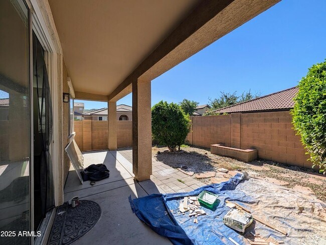 Building Photo - 3848 E Pollack St