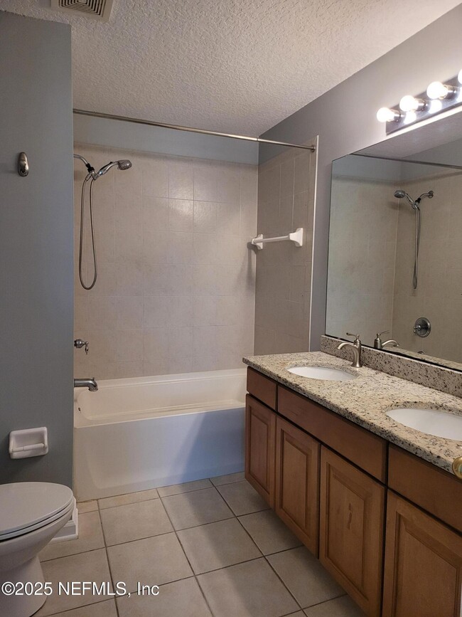 Building Photo - 1491 Fieldview Dr