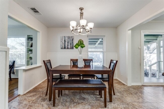 Building Photo - 3129 Old Orchard Rd