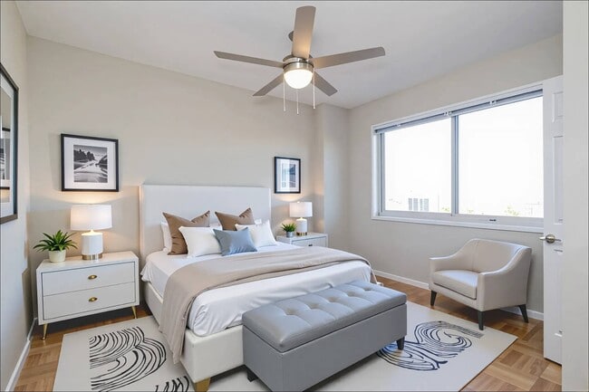 Building Photo - 8200W Apartments