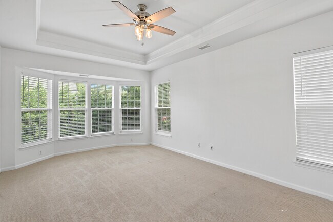 Building Photo - 10004 Shetland Ln