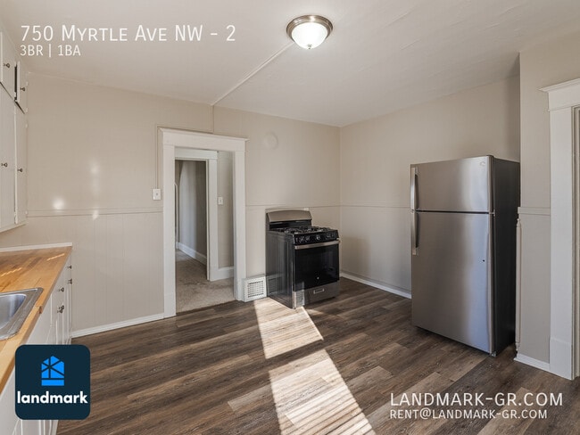 Building Photo - 750 Myrtle St NW