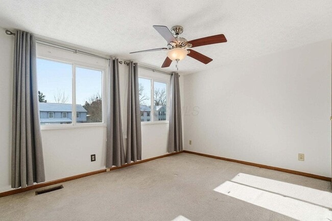 Building Photo - 1986 Sutter Pkwy