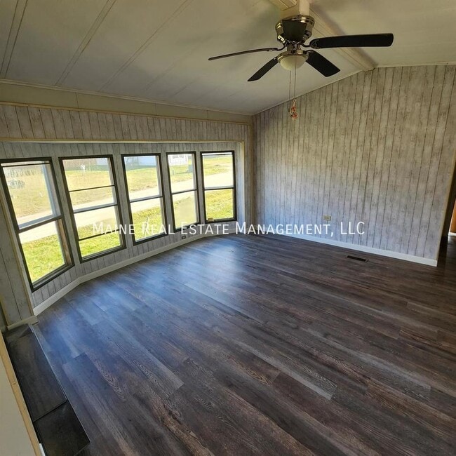 Building Photo - 14 Bunchberry Ct