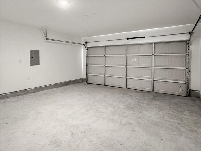 Building Photo - 12430 Wild Strawberry Rd