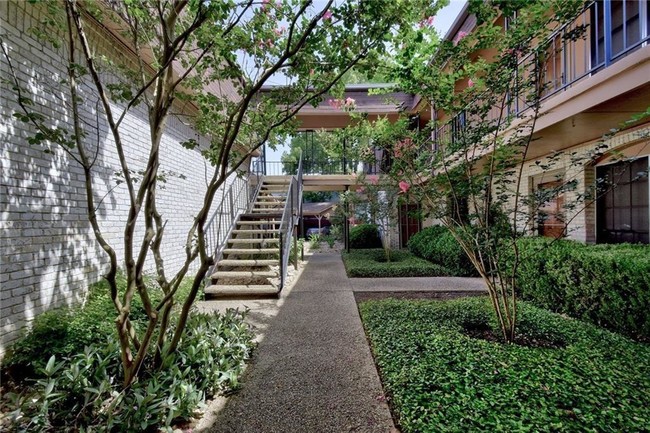 Building Photo - 7801 Shoal Creek Blvd