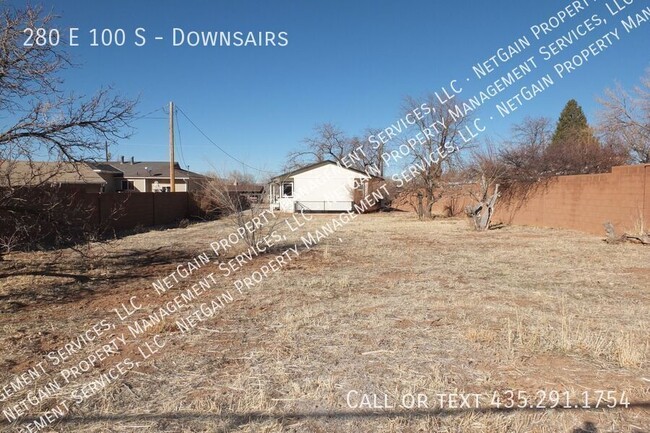 Building Photo - Newly Remodeled 2 Bedroom Basement Apartment