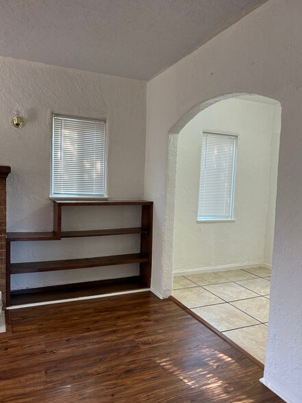 Building Photo - 33141 Case St