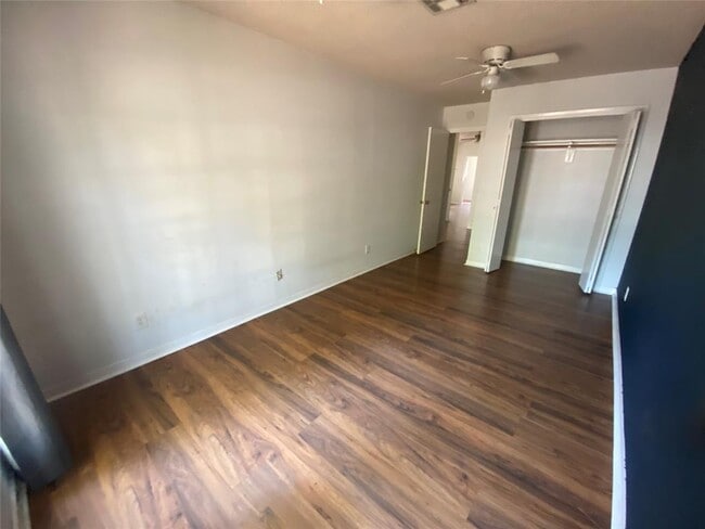 Building Photo - 5302 Avenue G