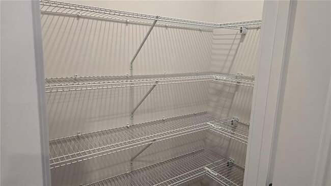 Building Photo - 17 Founders Dr