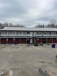 Building Photo - 917 S 15th St