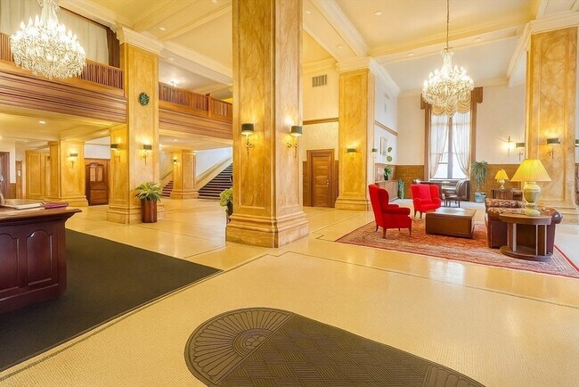 Building Photo - 140 Chestnut St