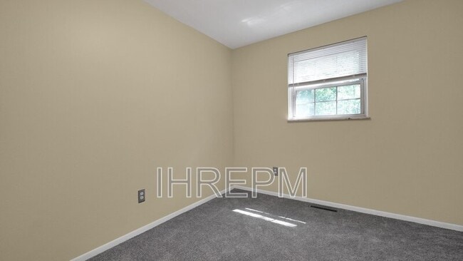 Building Photo - 3072 Morsetown Ct S