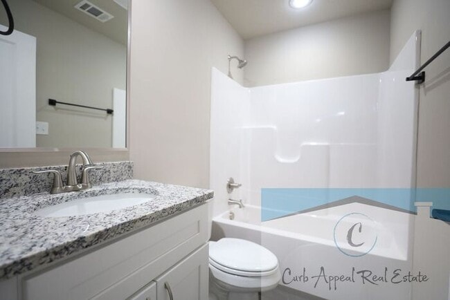 Building Photo - Brand new construction 2 bed 1 bath apartment - includes utlities, washer and dryer!!