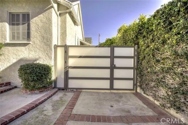 Building Photo - 1444 Bruce Ave