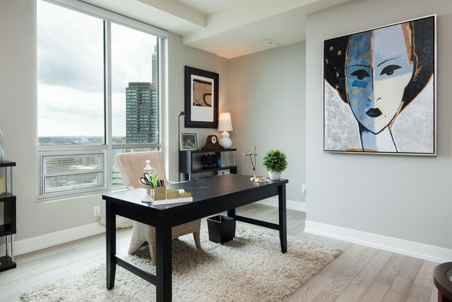 Building Photo - 2001 Lincoln St