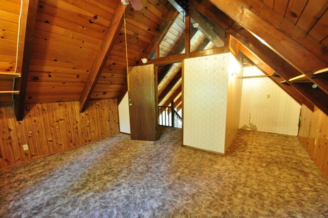 Building Photo - 23660 Ontario Dr