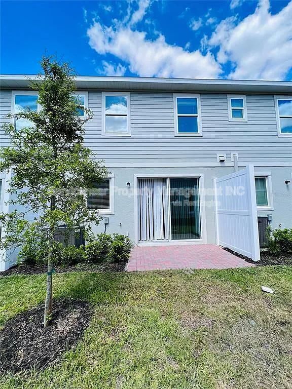 Building Photo - 34152 Cinder Way