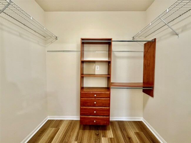 Building Photo - 25111 Hazel Ranch Dr