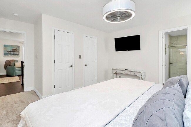 Building Photo - 2016 Brewton Dr