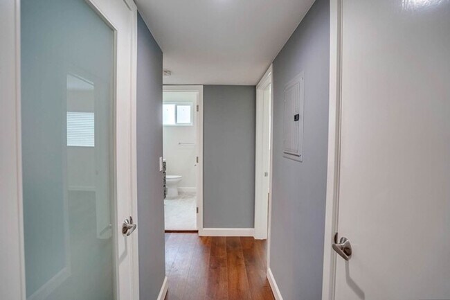 Building Photo - 920 Enterprise Ave