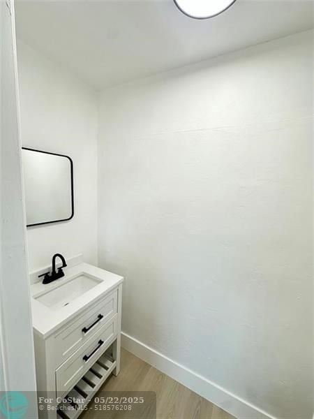 Building Photo - 4510 NW 49th Dr