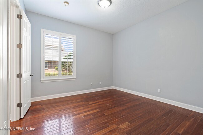 Building Photo - 713 Carthage Pl