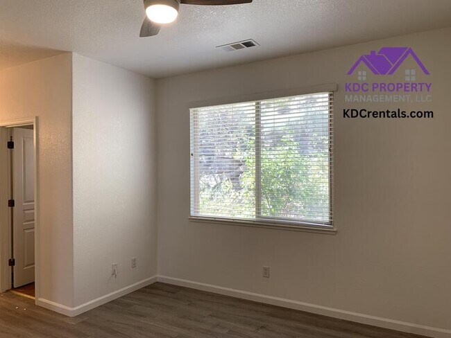 Building Photo - 1024 Westcreek Ln