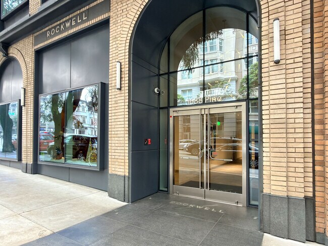 Building Photo - 1688 Pine St