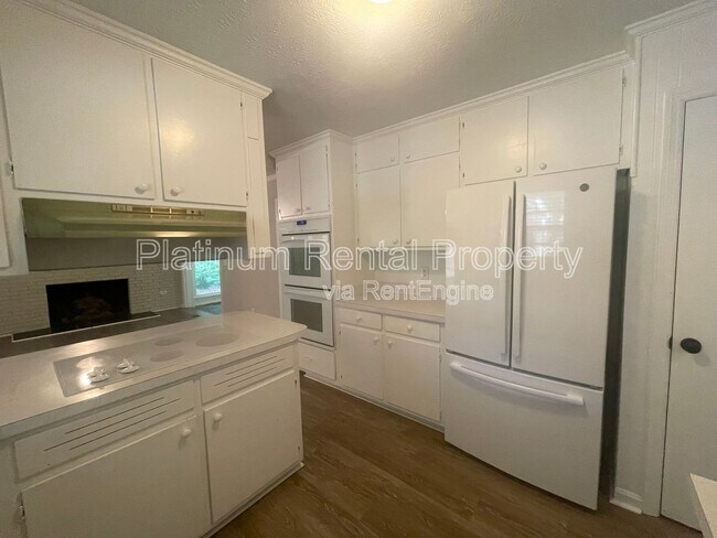 Building Photo - 224 Cold Creek Dr