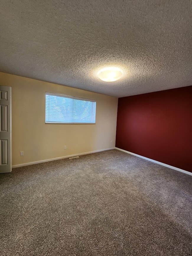 Building Photo - Long Realty & Property Management - Great ...