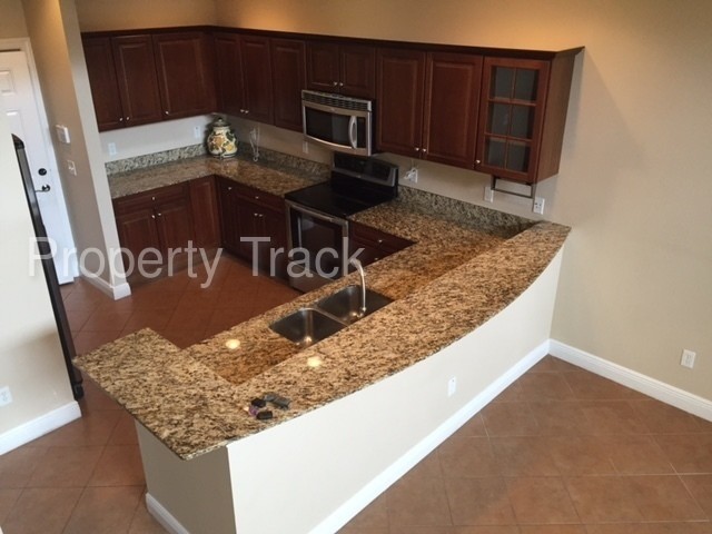 Building Photo - VILLAS OF CARILLON TOWNHOME 3/2.5/2