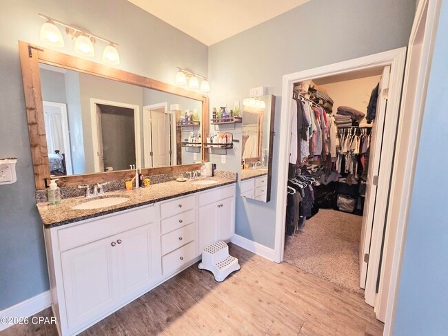 Building Photo - 103 Redfish Way