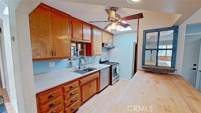 Building Photo - 8671 Kent Cir