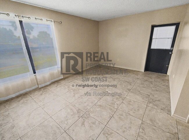 Building Photo - 12471 McGregor Blvd