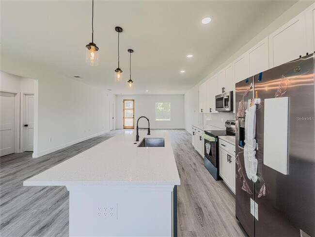 Building Photo - 14245 SW 28th Ct