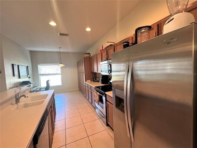Building Photo - 11721 Manistique Way