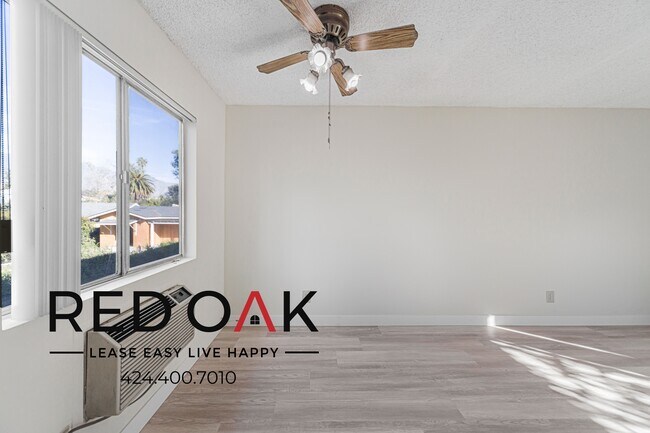 Building Photo - 400 N Mentor Ave