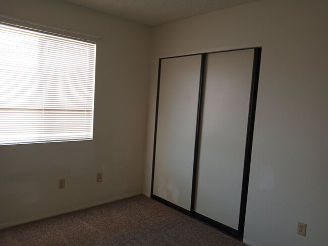 Building Photo - Another Great Listing from Libby's Realty