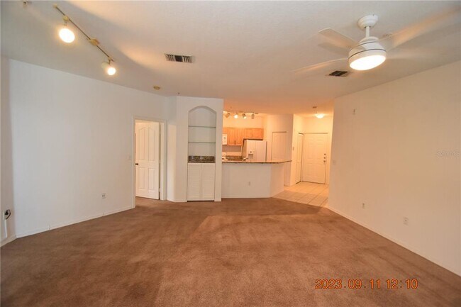Building Photo - 5511 Legacy Crescent Pl