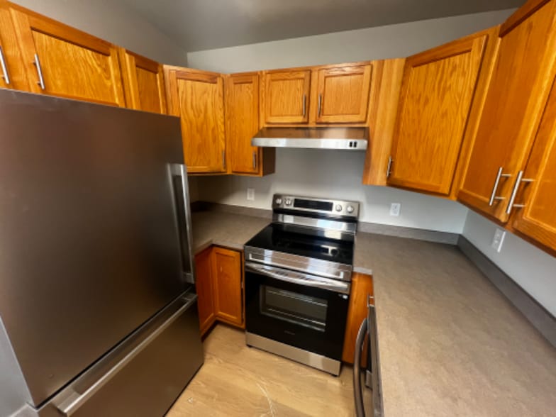 Building Photo - 2141 Teal Dr