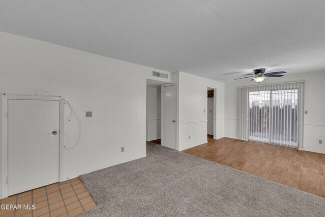 Building Photo - 10537 Gran Cima Ln