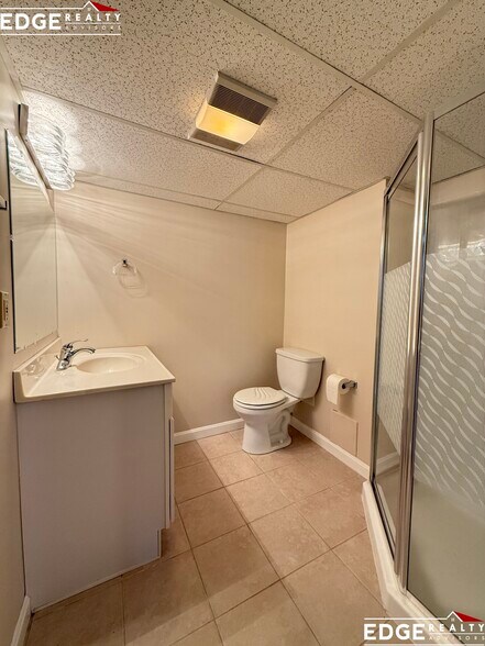 Building Photo - 110 Pine Hill Cir