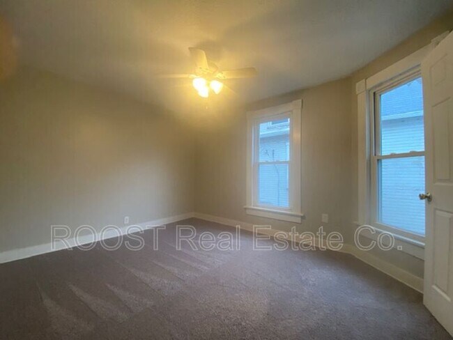 Building Photo - 105 Rockwood Ave