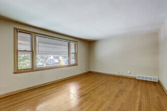Building Photo - 4670-4672-4672 N 45th St