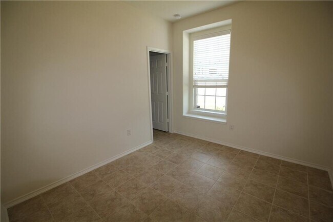 Building Photo - 7200 Altidore Dr