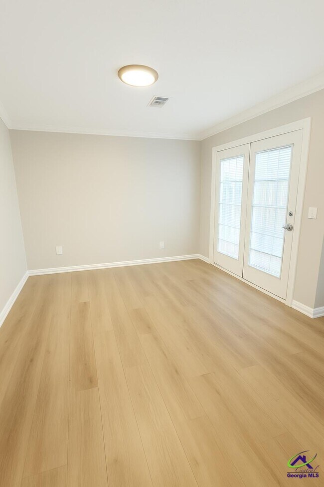 Building Photo - 102 Arbour Ct