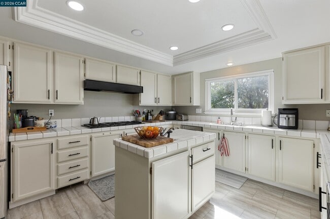 Building Photo - 342 Newcastle Ln