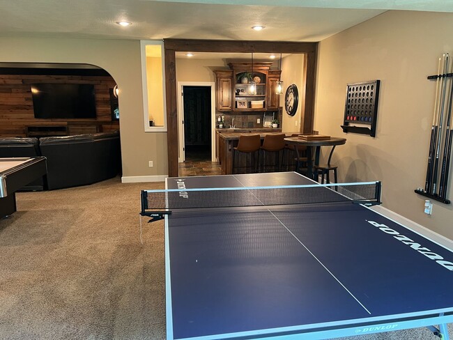 Building Photo - Executive Rental at The Villages at Wicklo...